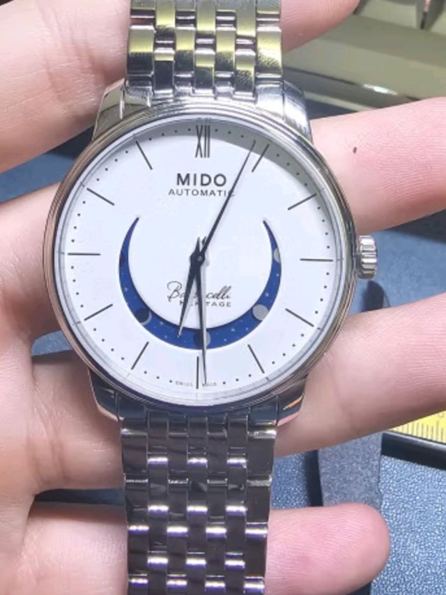 美度瑞士手表 贝伦赛丽 微笑款 月相 商务休闲 自动机械钢带男表