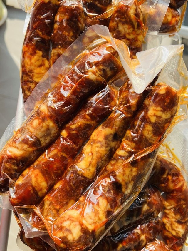 自制四川麻辣香肠，美味挡不住！