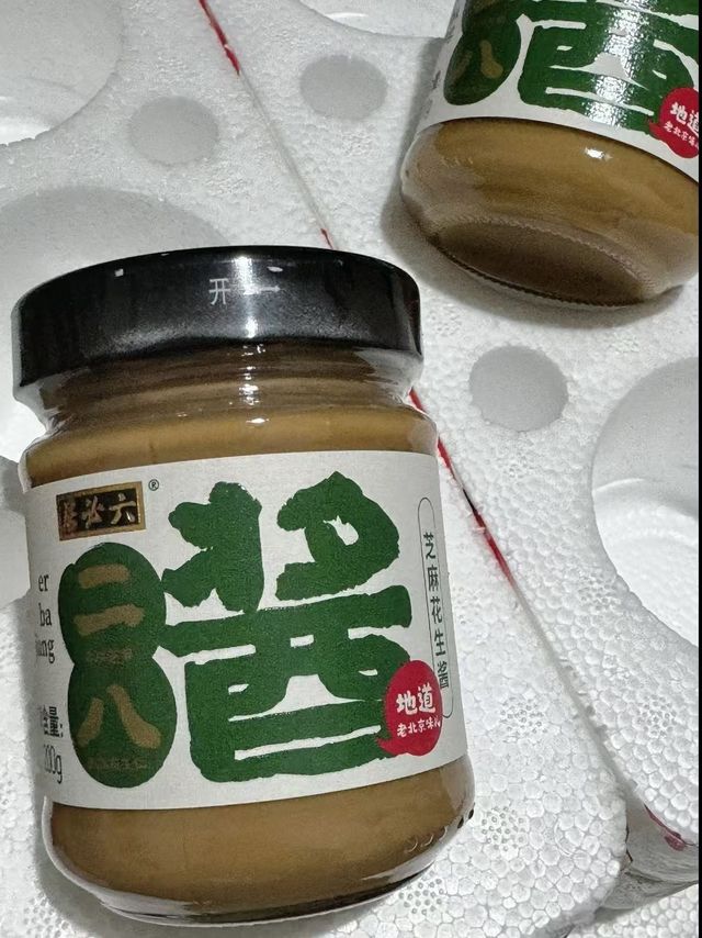 六必居芝麻花生酱拌面：味蕾的绝佳享受