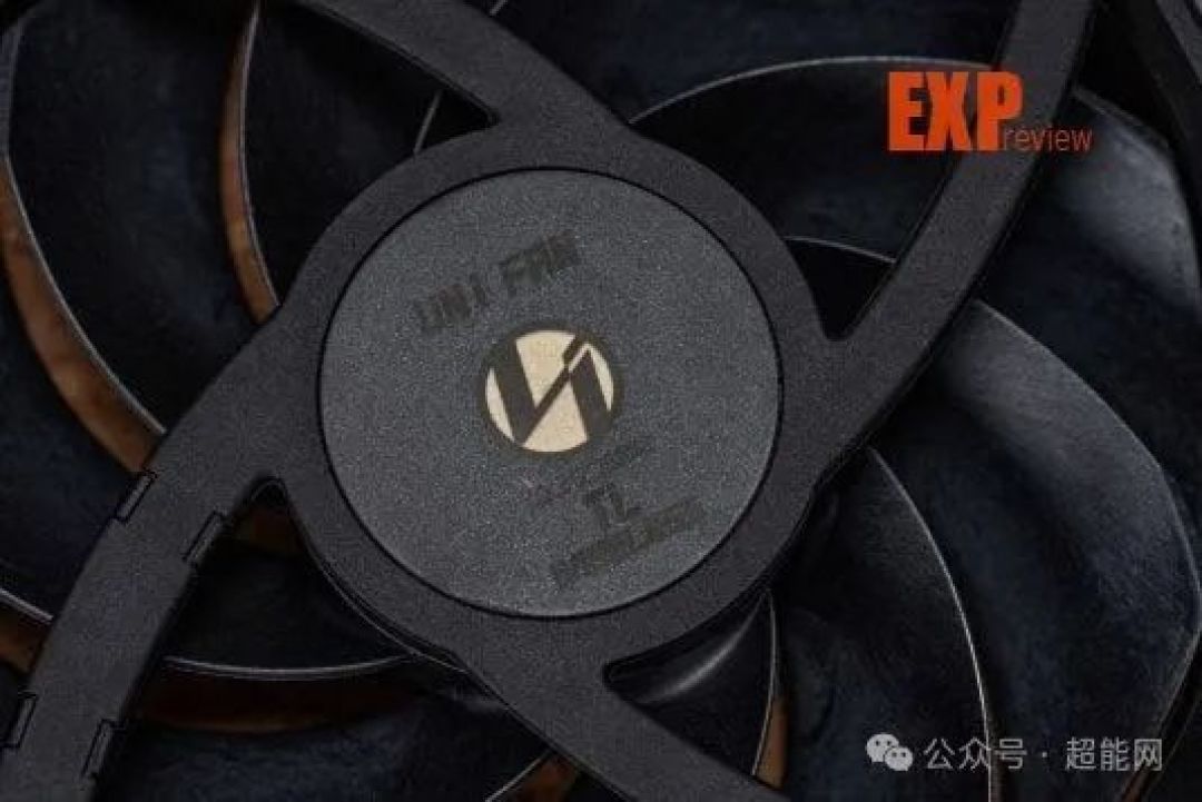 联力TL WIRELESS 120系列风扇评测:“无线”加持,更为全面