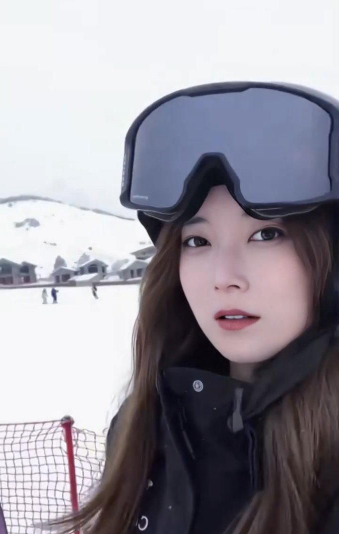 欧克利雪镜