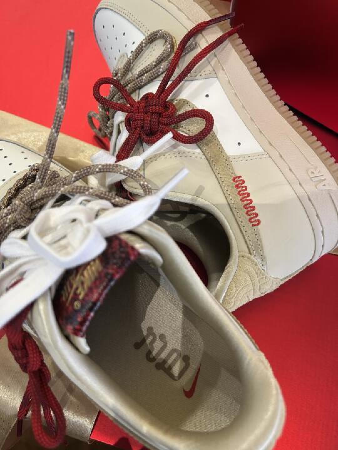 传统文化与现代设计的完美融合:解析耐克蛇年限定Air Force 1空军一号