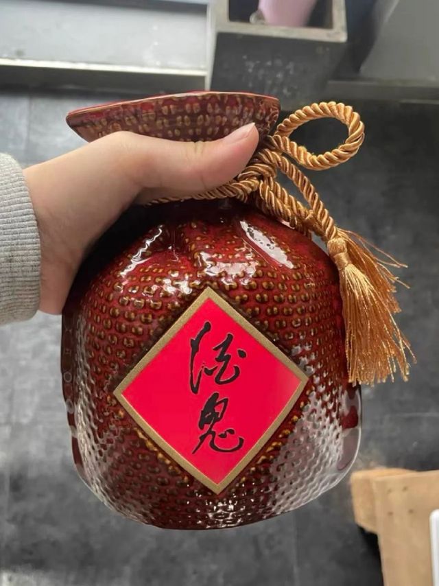 52度酒鬼酒紫坛：馥郁香的绝佳体验