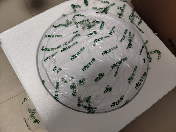 雷士吸顶灯