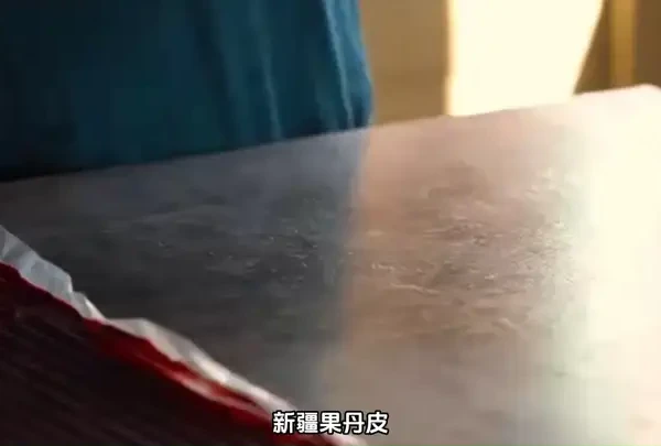 它本身就是老一辈人用来储存水果的一种方式！ #诗梦园伊犁非遗手撕果丹皮 #诗梦园伊犁非遗果丹皮