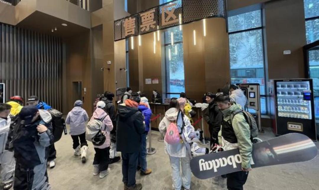 新疆可可托海滑雪场全攻略：从交通、住宿到美食景点全方位指南