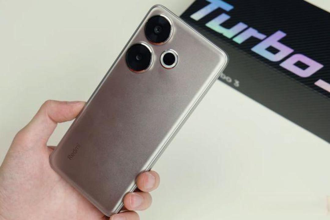 Redmi Turbo 3：1500元内挑战旗舰性能的高性价比之选