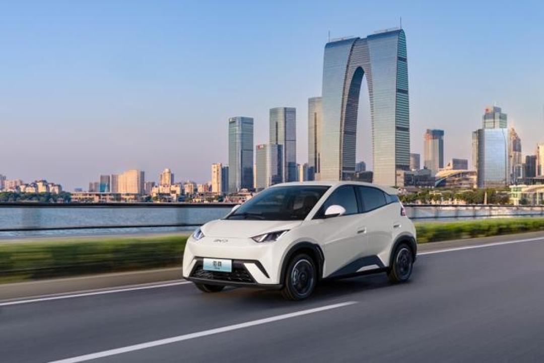 2025款比亚迪海鸥上市:305和405公里续航配置详解