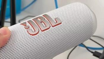 JBL FLIP 6：音乐无界，随行无忧——探索户外新声界