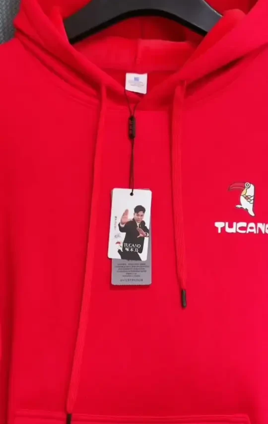 啄木鸟本命年大红色卫衣男士连帽秋冬季保暖加绒加厚学生潮流情侣#谁穿谁好看