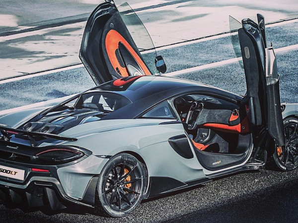 性价比神车？【H君的停车场】LCD Mclaren 600LT 1:18 合金全开汽车模型测评