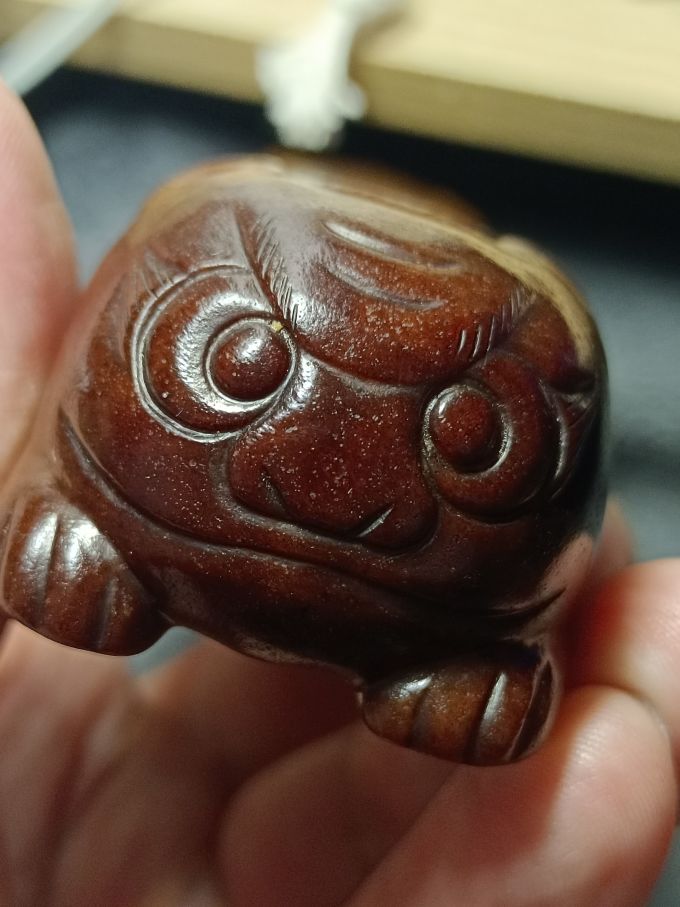 2k购入清代和田玉雕双虎头脉枕