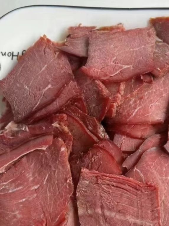 哇！这酱牛肉太香了！