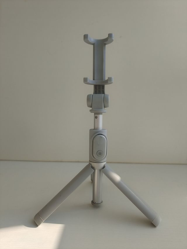 这是什么时候的产品啊，15元闲鱼收到一个小米自拍杆