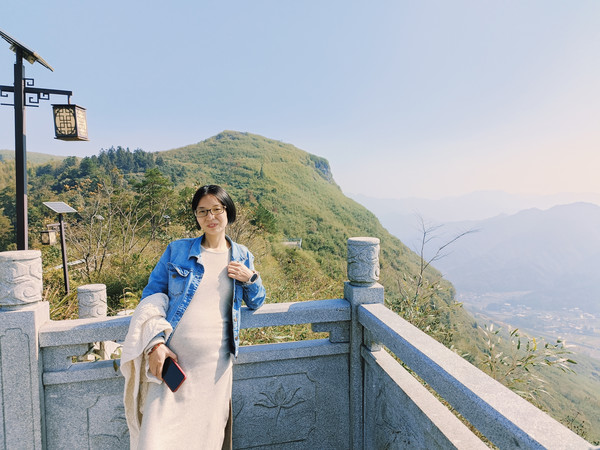 如何选择生完孩子后也能穿的舒适孕妇装？