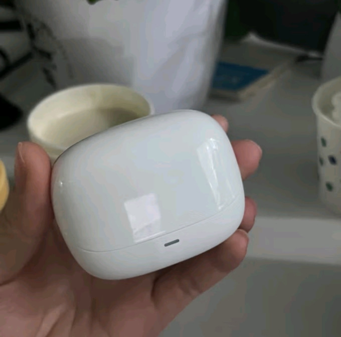 倍思蓝牙耳机