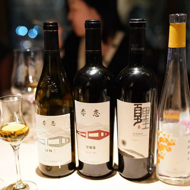 宁夏联合农科丹麓酒庄葡萄酒品鉴晚宴，携手新中式餐厅R.O.W.T.呈现精彩餐酒搭配