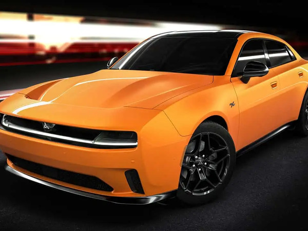 道奇终于想起Charger Daytona EV不能烧胎了不少Charger Daytona车主发现自己的电动肌肉车居然不能原地烧胎，包括在宣传视频中这台车在漂移动作时也显得稍有笨拙。道奇官方声明他们