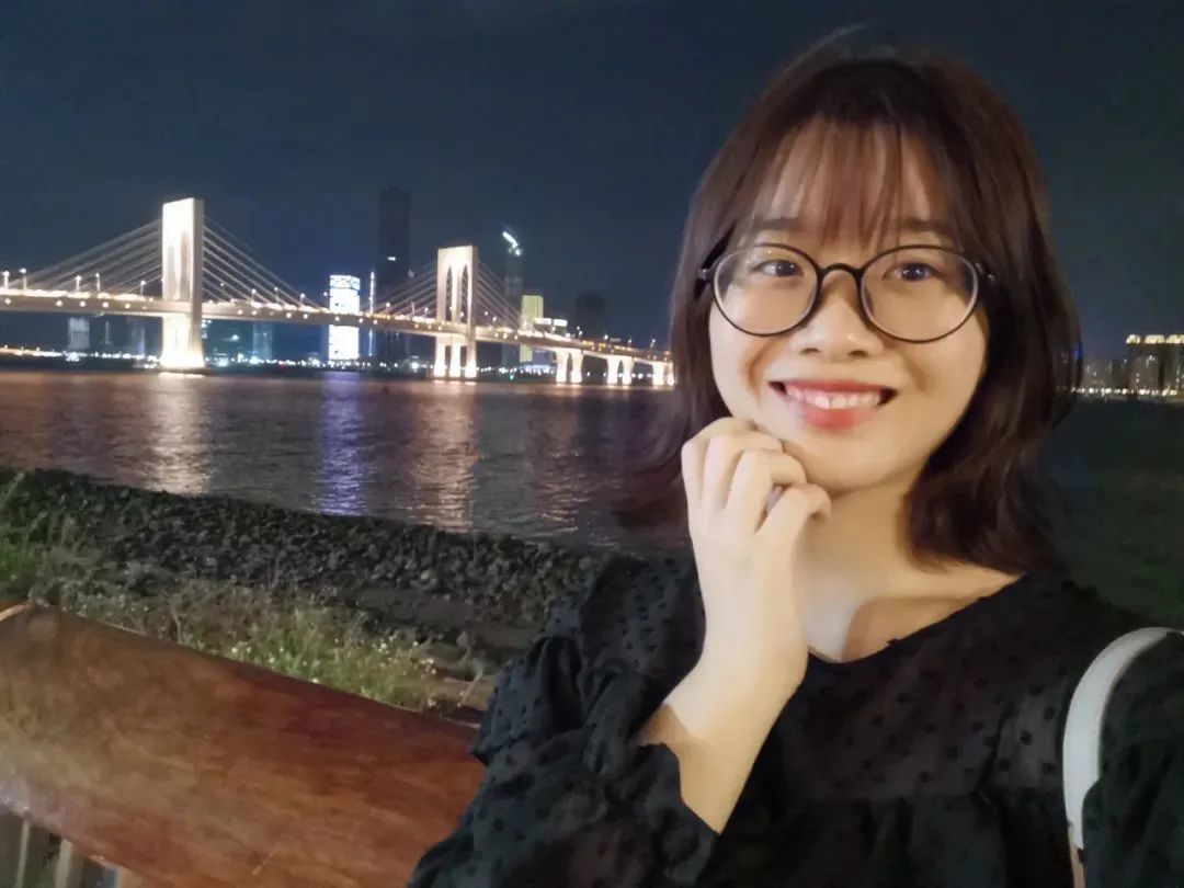 千万年薪拿下95后天才少女,雷军梭哈AI了