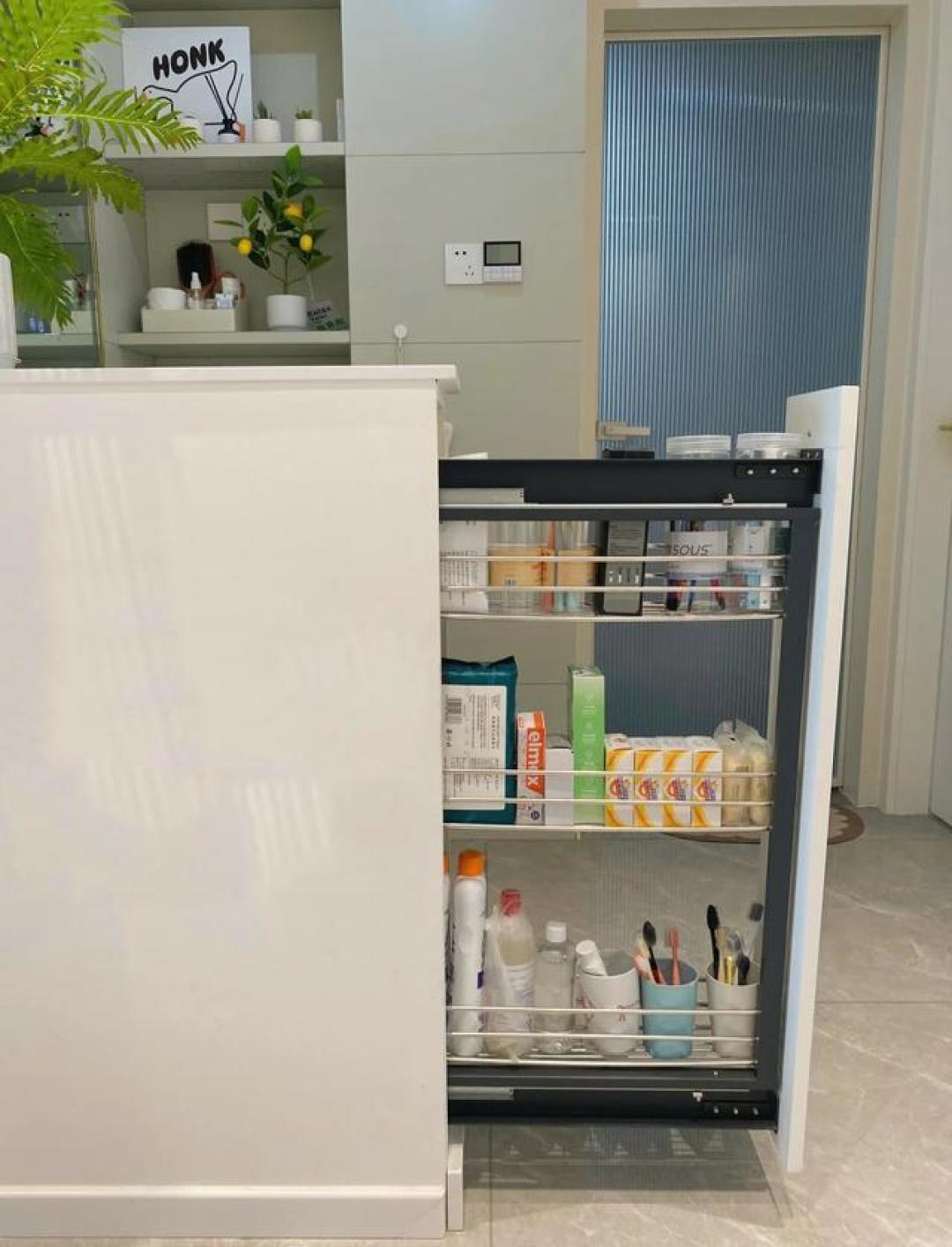 客厅高效收纳技巧：实用与美观兼顾的绝佳方案