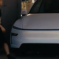 看好新款Model Y