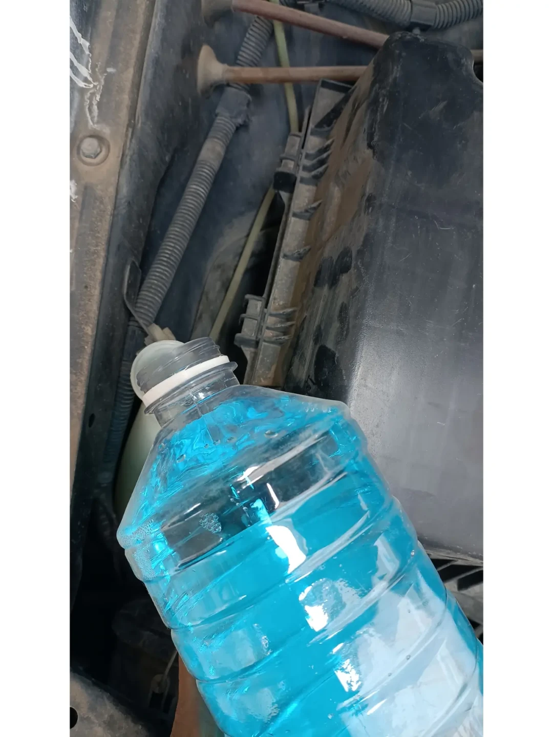 选购防冻玻璃水的必备指南:冬季用车更安全