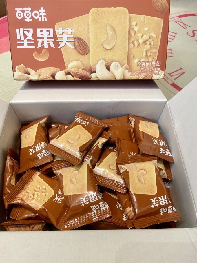 百草味膨化食品