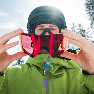 Oakley Line Miner Pro L 雪镜震撼登场