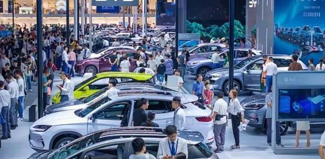 2025年新能源补贴政策出炉：新能源汽车发展迎来新机遇