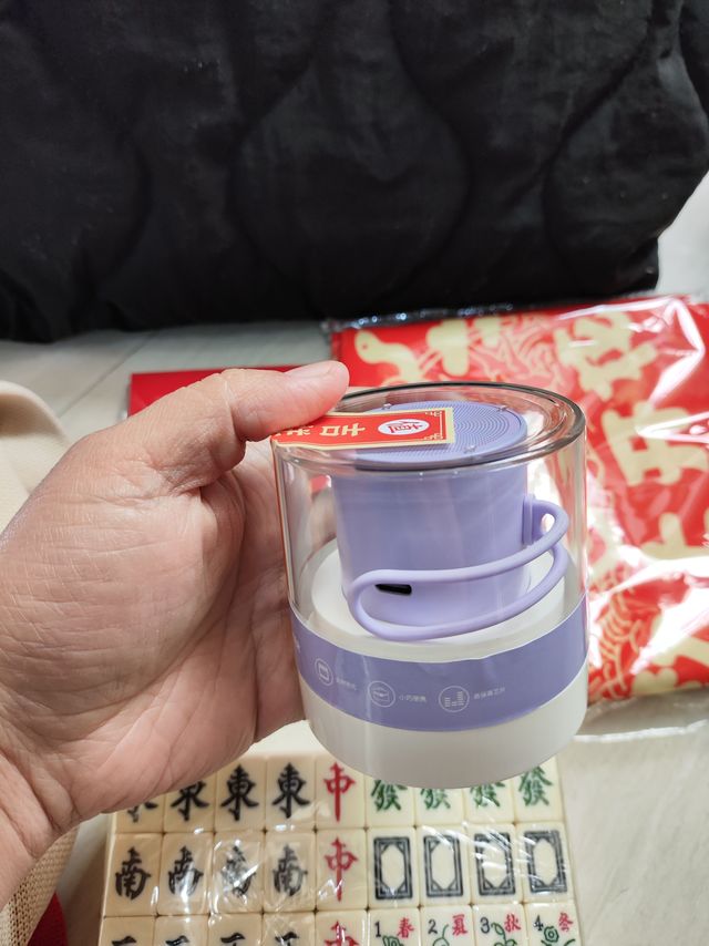 张大妈的春节礼品到了，最喜欢这个小音箱
