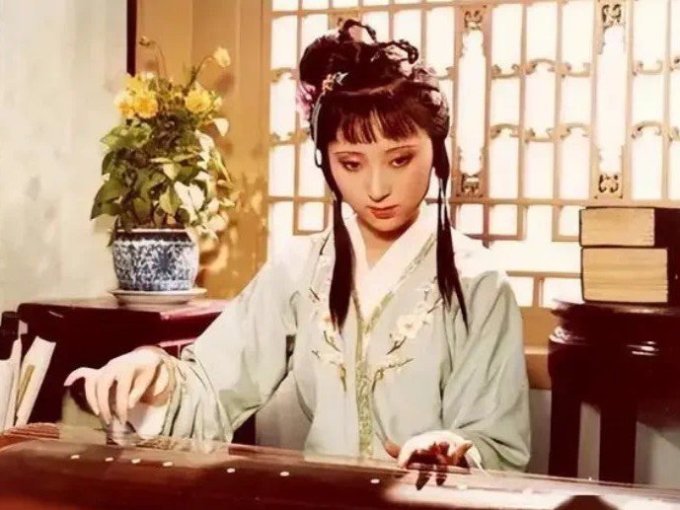 人民文学出版社小说