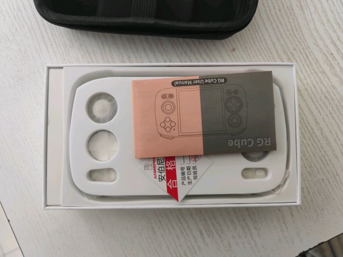 安伯尼克游戏机