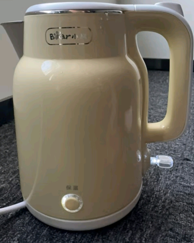 小熊电水壶