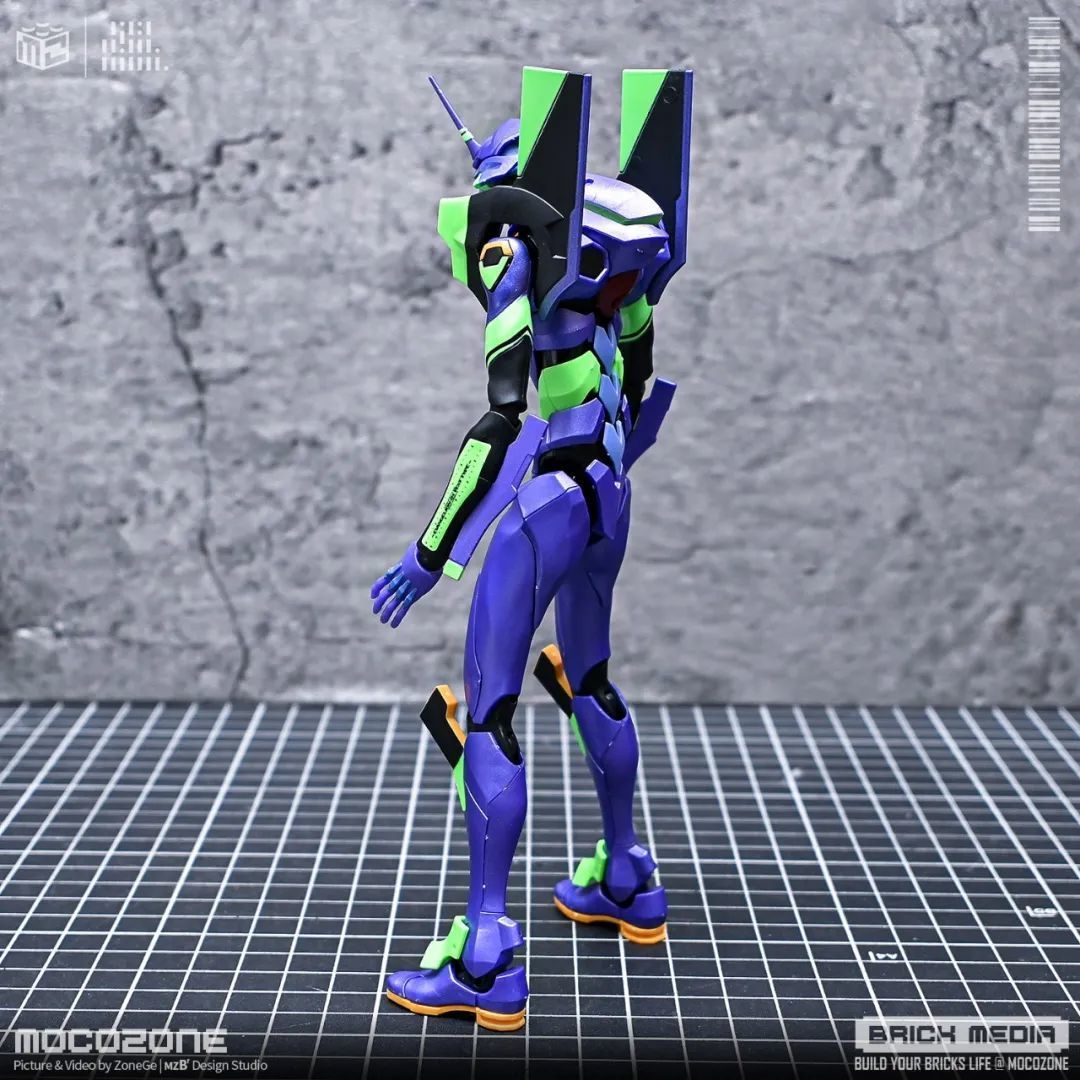 新世纪福音战士初号机 EVA-01,布鲁可这款做的还可以!