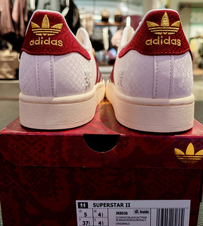 🐍新年新潮流，adidas Originals SUPERSTAR CNY 蛇年限定 