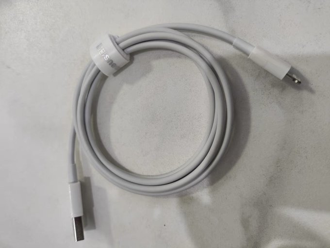 苹果数据线