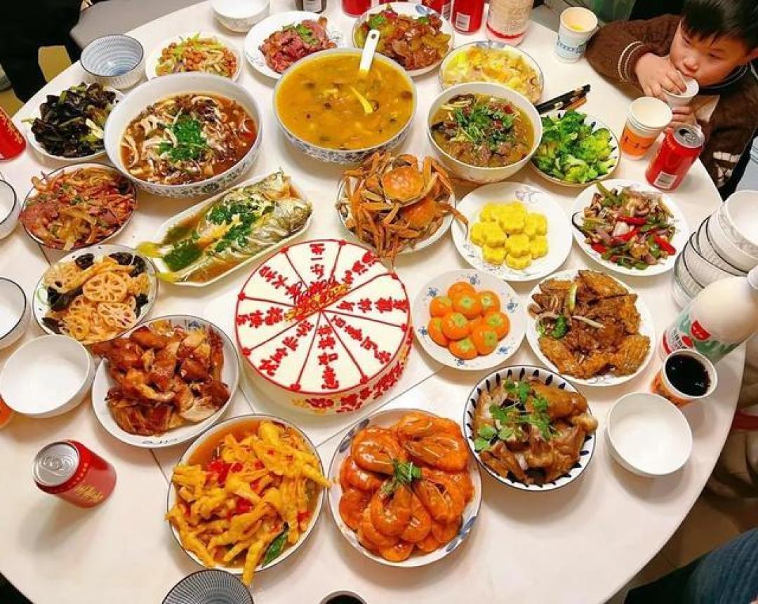 全国各省年夜饭大比拼:风味各异的春节美食盛宴