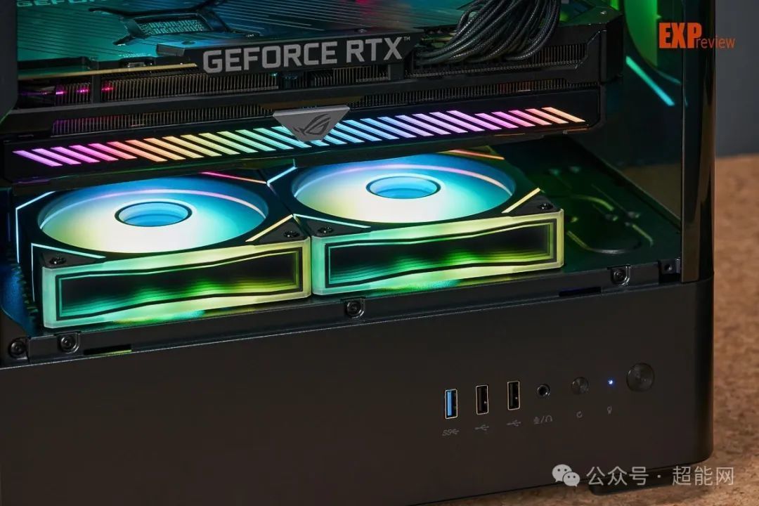 硕一星际U620/U621机箱体验：紧凑且便于安装的亲民款海景房