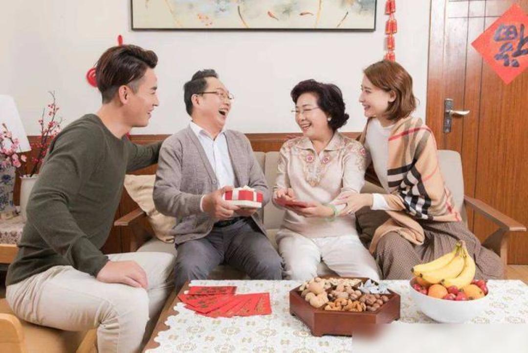 春节送老人什么礼物好？健康滋补品与实用好物推荐