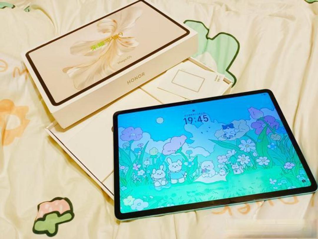 荣耀平板9大屏体验:视觉出彩,音效震撼,性能出色