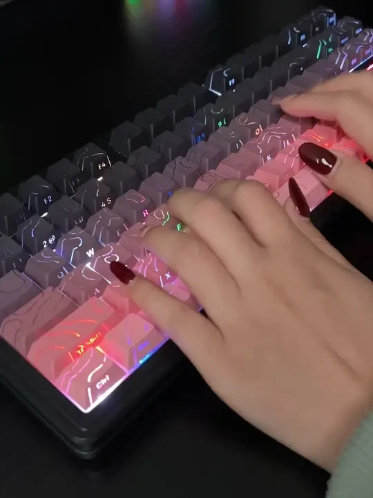 🙋♀️新盟M87ProV2|可以成为你的新年礼物吗!? 谁都可以缺键盘⌨️!但不能是你!4️⃣4️⃣🙋♀️我看又是谁的新年礼物啊!!
#XINMENG新盟 #新盟M87ProV2 #机械键盘 #宠