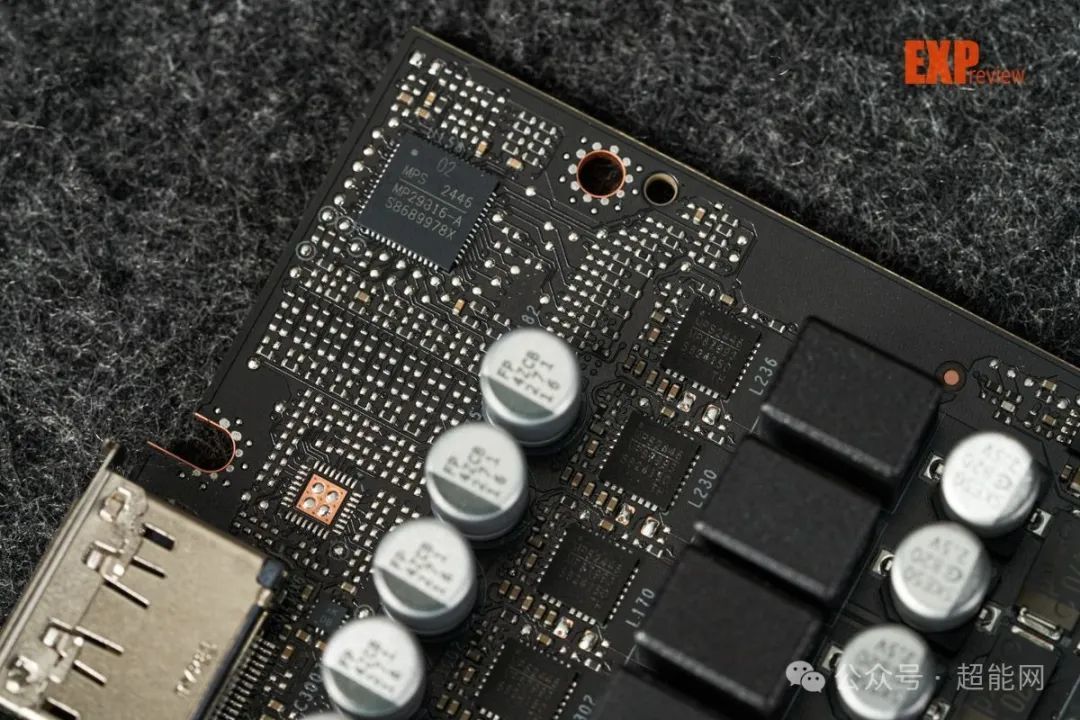 影驰GeFroce RTX 5090 D大将显卡评测:DLSS 4助力,4K高刷畅玩光追游戏