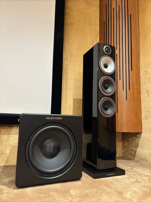 宝华韦健7.2.4杜比全景声影院。打造50万级别影音室设计，录音棚级影院别搬回家！
Bowers & Wilkins 宝华韦健录音棚级别影音室/7.2.4杜比全景声Dolby Atmos音效
/EPS