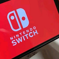 任天堂Switch OLED日版/港版游戏机：便携家用新体验