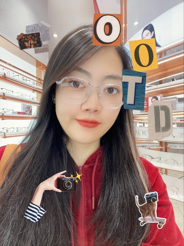 新年新气象🎉给自己换个新眼镜啦!暴龙眼镜超值促销啦🥳
轻轻松松搞定实惠又时髦的眼镜😎
【保圣防蓝光套餐】简直就是我这种天天对着电脑手机的上班族👨💼的救星
还有【高度数套餐】【抗疲劳套餐】等多种