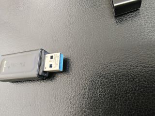 白菜价的大牌u盘，我推荐金士顿64G