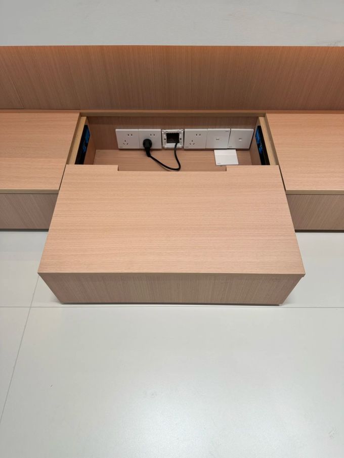 卡贝家具五金