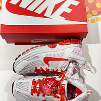 情人节配色！Nike Air Zoom Vomero 5 