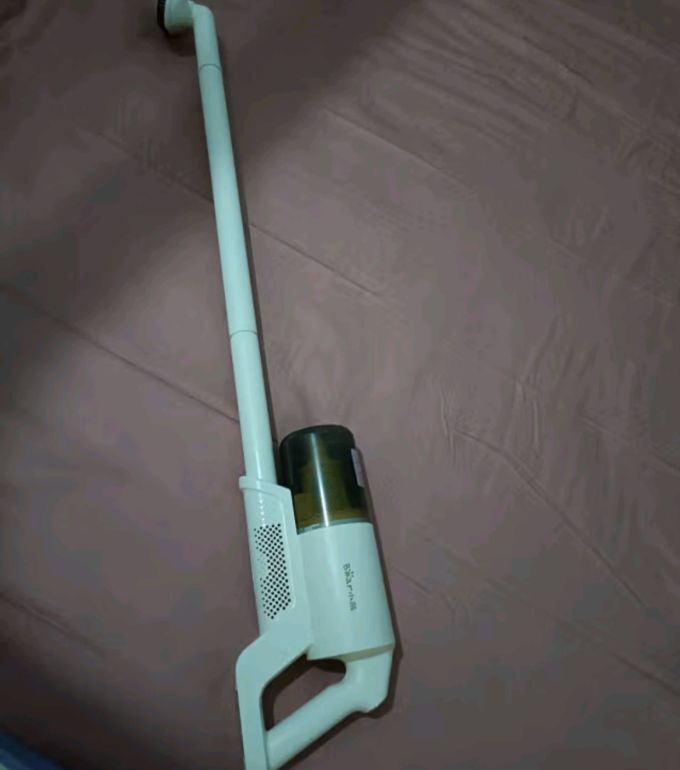 小熊手持式吸尘器