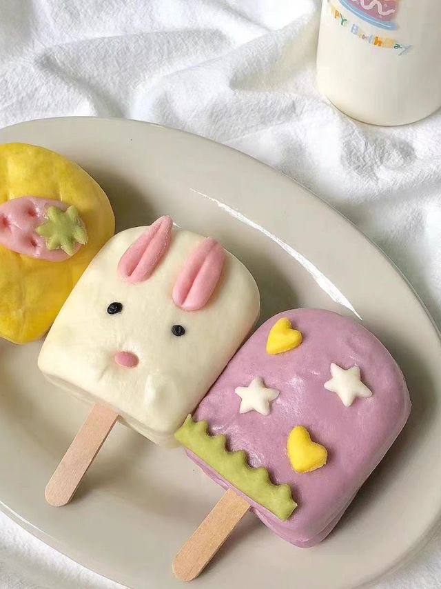 蔬菜牛乳馒头，营养与可爱同在